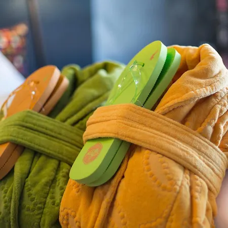 Raffl's Sweet Little