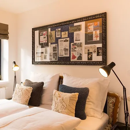 Raffl's Sweet Little *