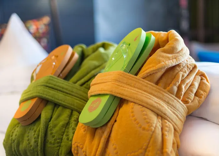 Raffl's Sweet Little