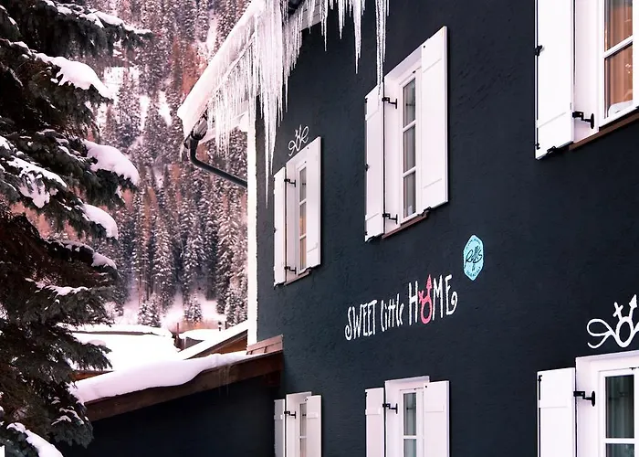 Raffl's Sweet Little