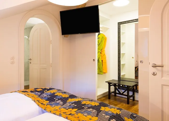 Raffl's Sweet Little Alpehytte St Anton am Arlberg